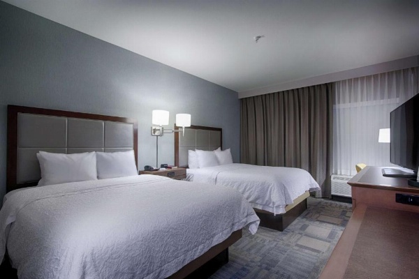 Hampton Inn By Hilton Salina image 19