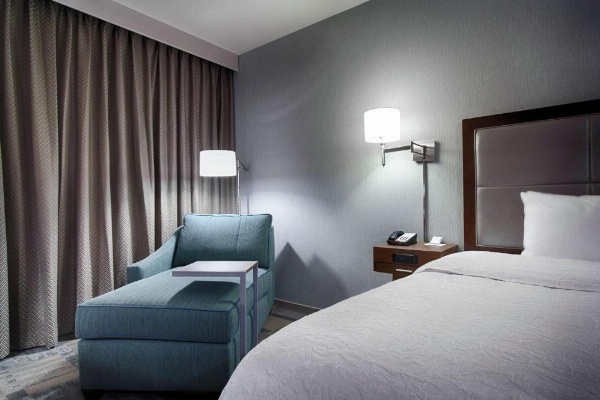 Hampton Inn By Hilton Salina image 25