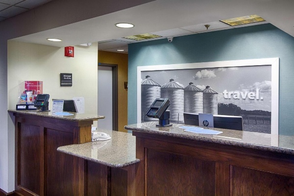 Hampton Inn By Hilton Salina image 5